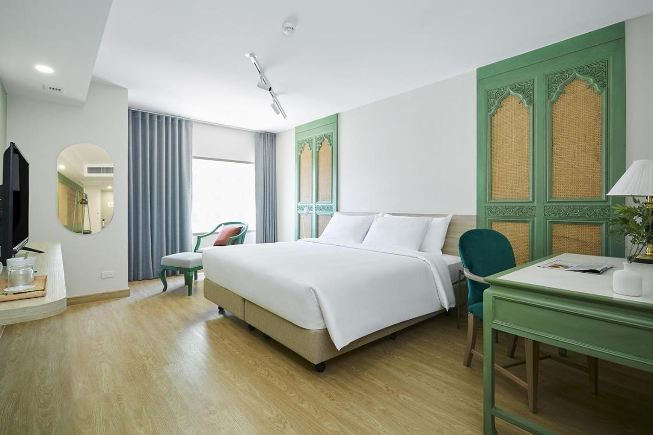 56 Surawong Hotel Бангкок Екстер'єр фото