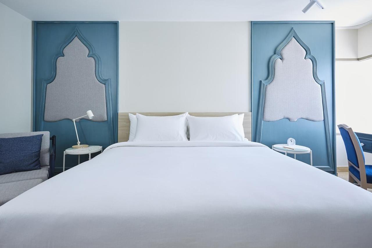56 Surawong Hotel Бангкок Екстер'єр фото