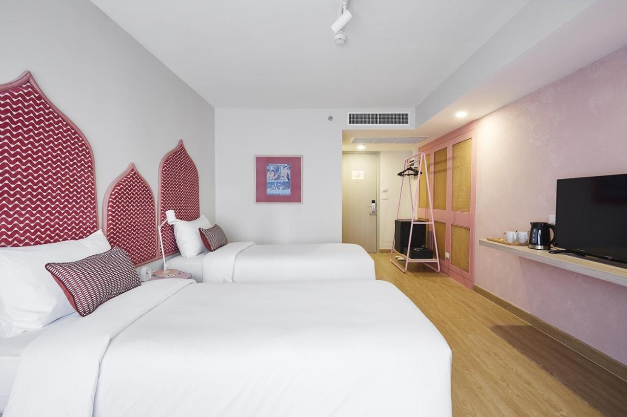 56 Surawong Hotel Бангкок Екстер'єр фото