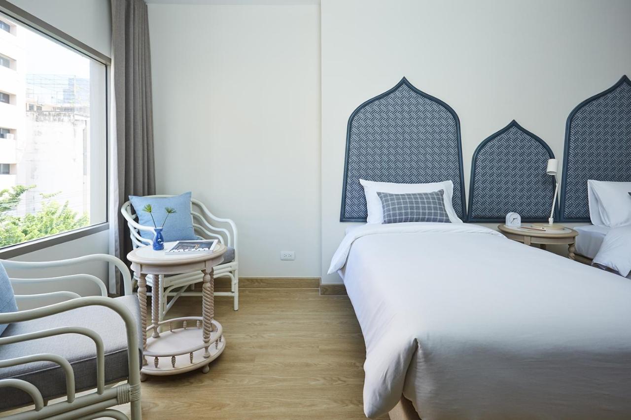 56 Surawong Hotel Бангкок Екстер'єр фото